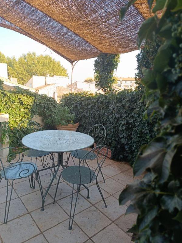 La Confidentielle Centre Ville Arles Terrasse 외부 사진